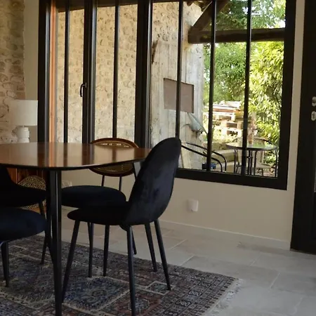 Holiday home De Charme Avec Piscine Boissy-la-Riviere